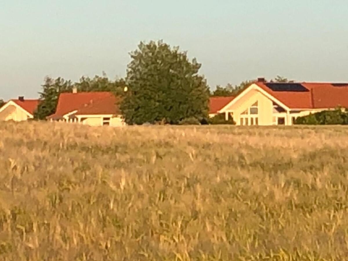 Villa Ostseebrise Трент Екстериор снимка